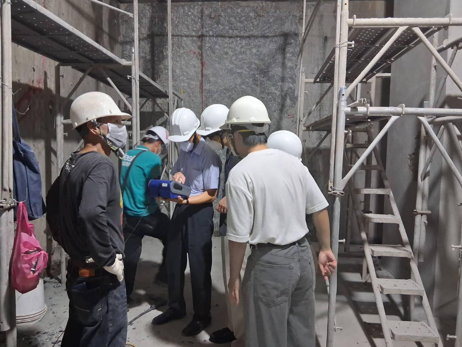 [另開新視窗]矽肺症_打石工現場訪視調查