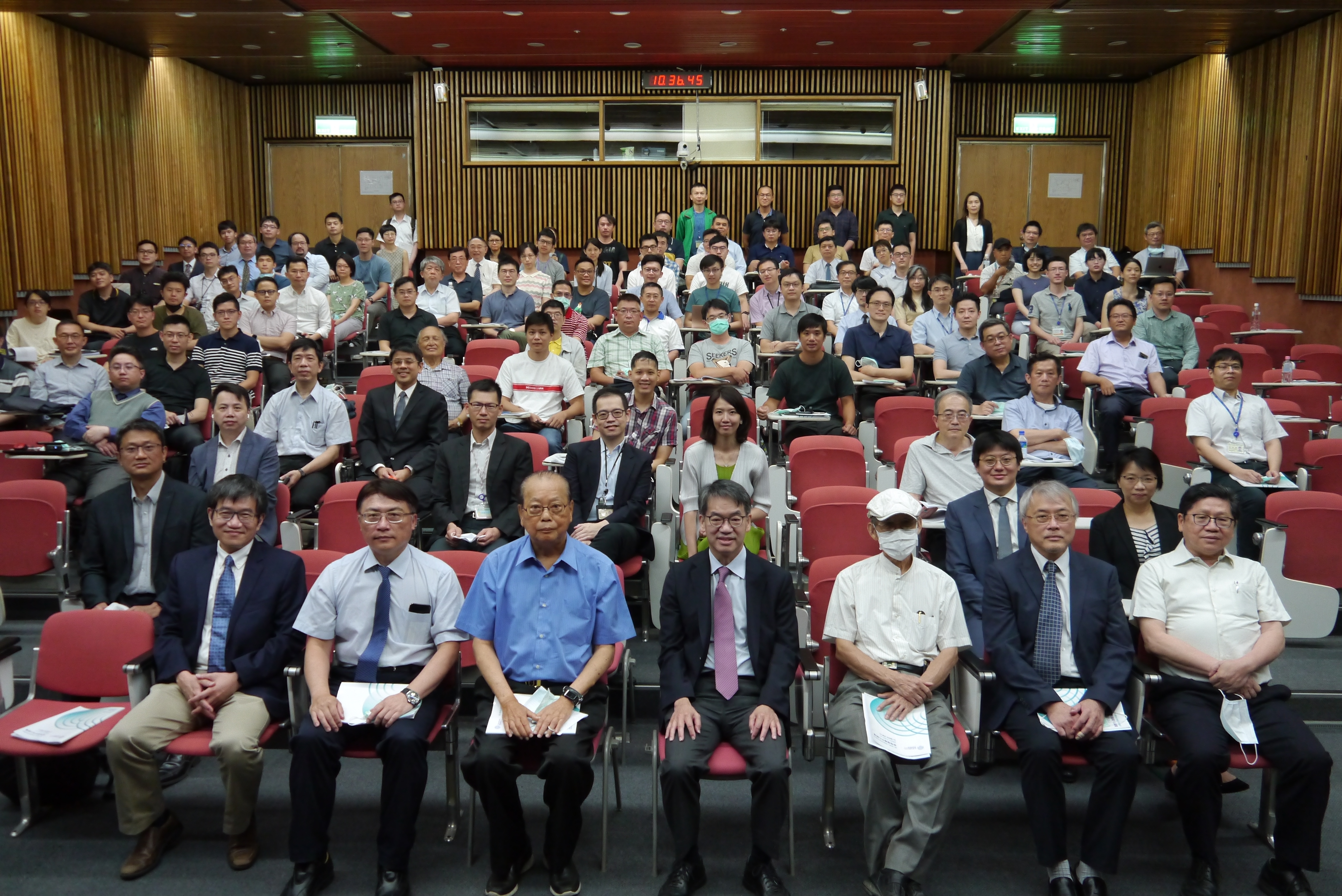 2022年7月23日脊椎腫瘤中心論壇合影