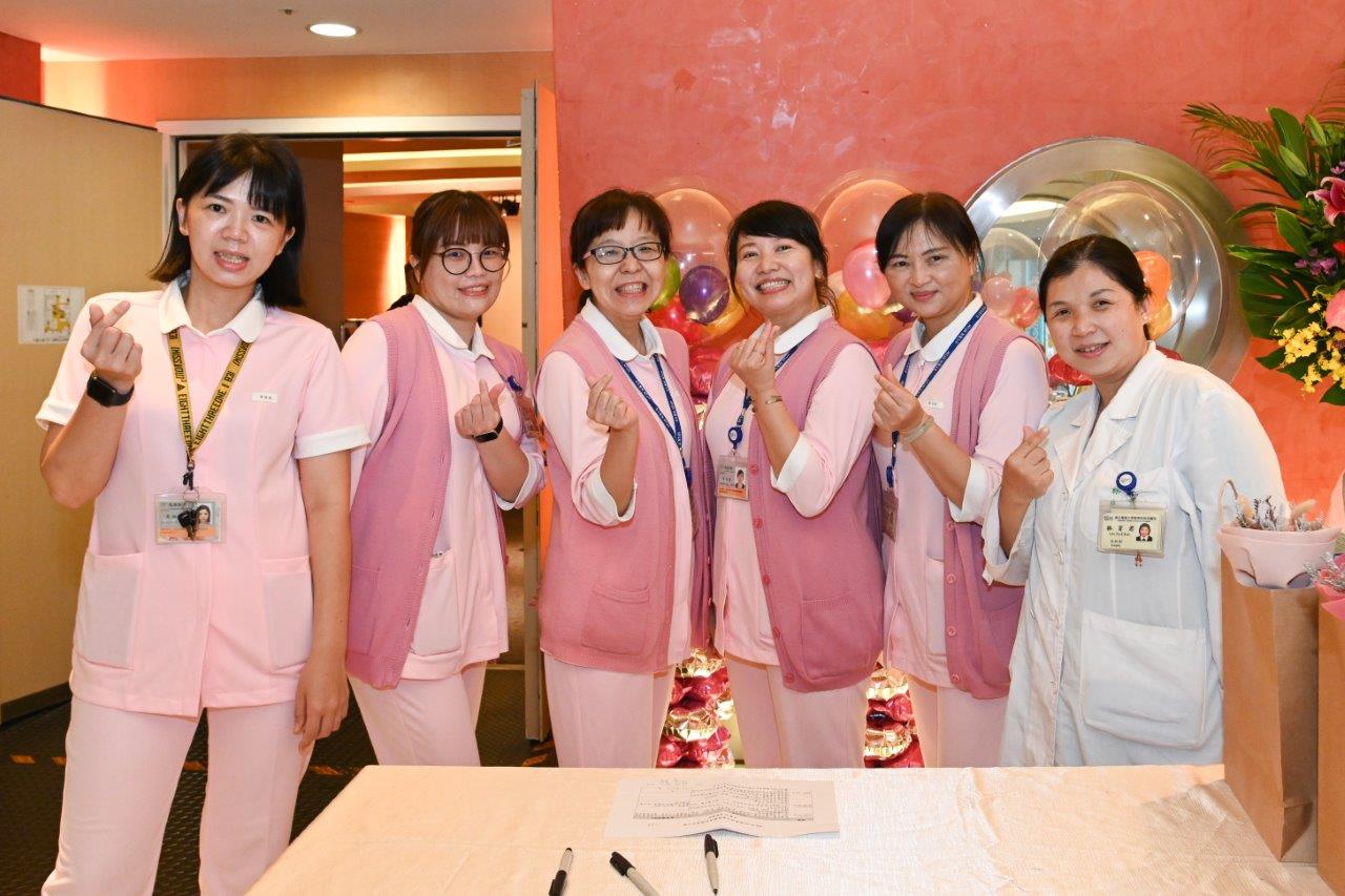 移植小組合照