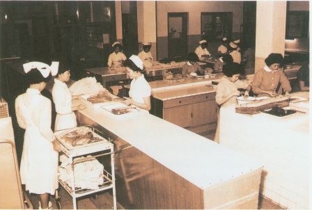 1963年西址舊供應室工作情形